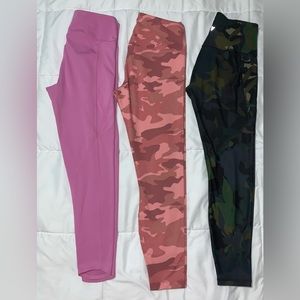 90 Degrees Old Navy Zella camo pink leggings with pockets